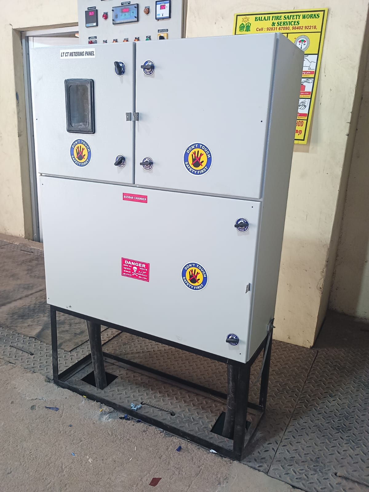 3-Compartment LTCT Metering Panels
