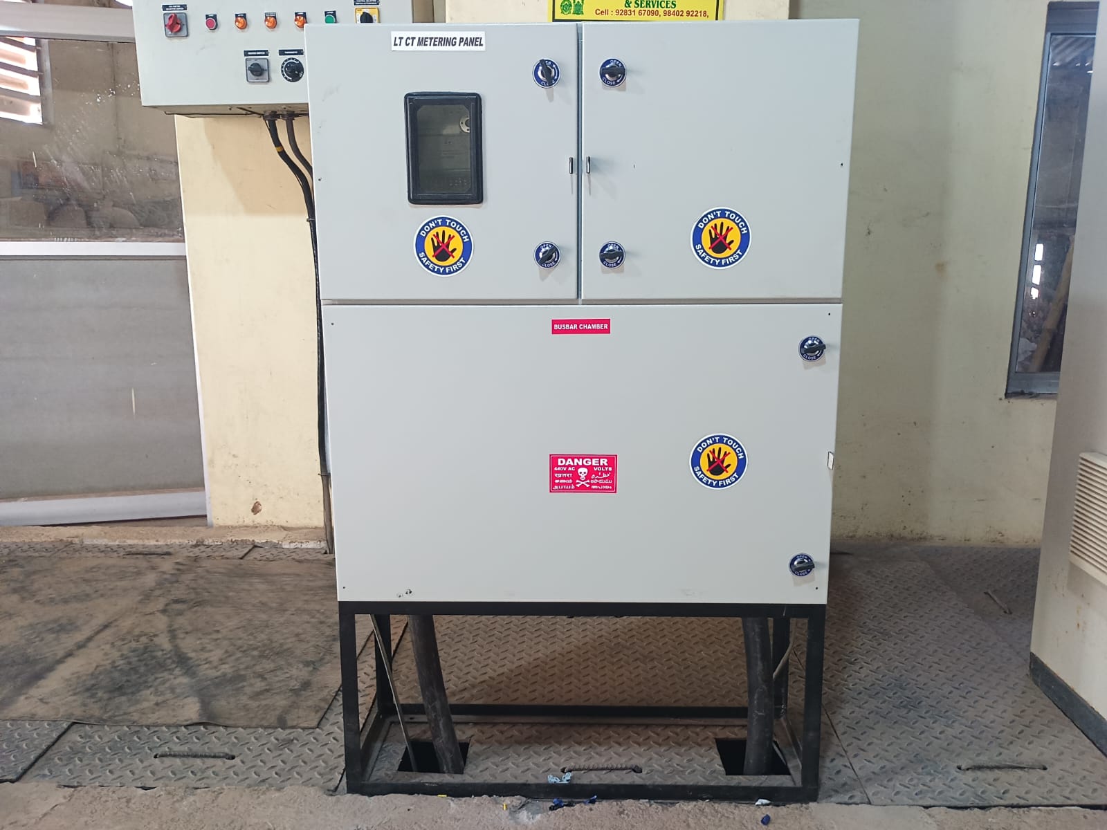 3-Compartment LTCT Metering Panels thumbnail 2