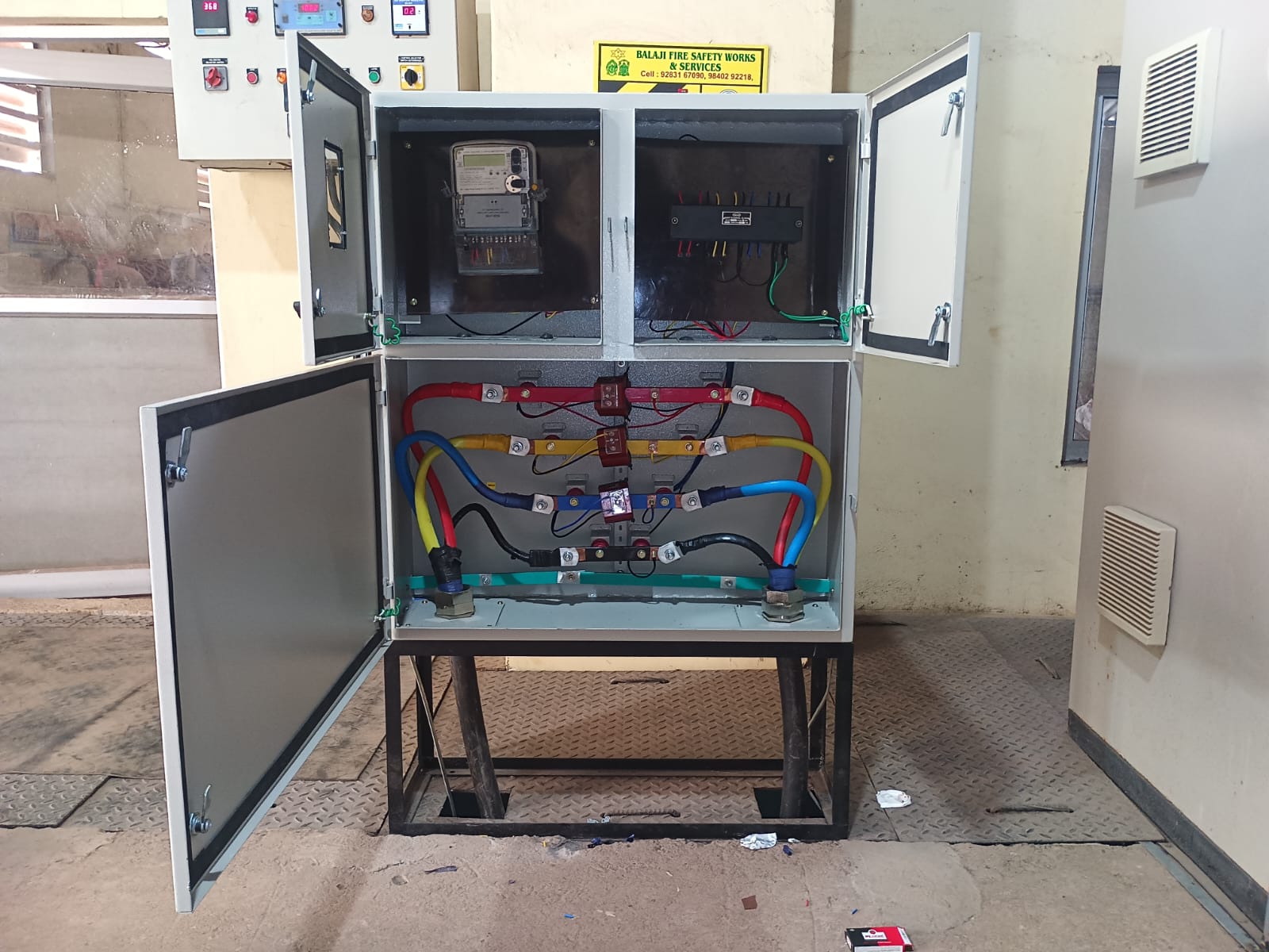 4-Compartment LTCT Metering Panels thumbnail 2