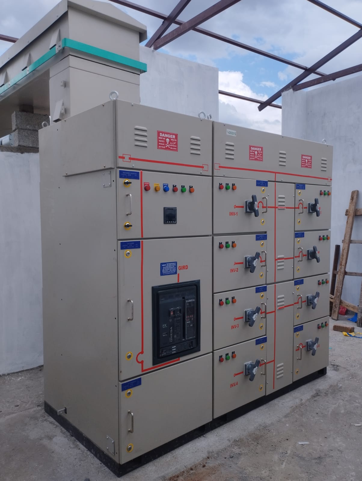 ELITE-SID Series 2MW Solar AC Combiner Panel 8in 1out thumbnail 4