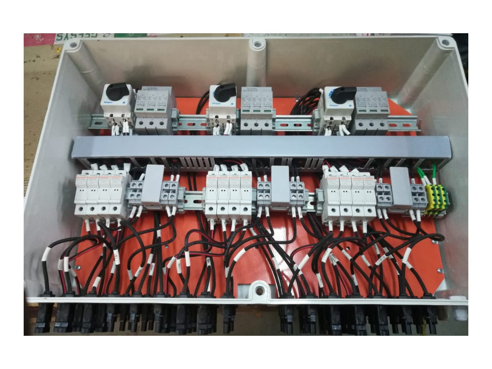 Solar 12in 12out DCDB